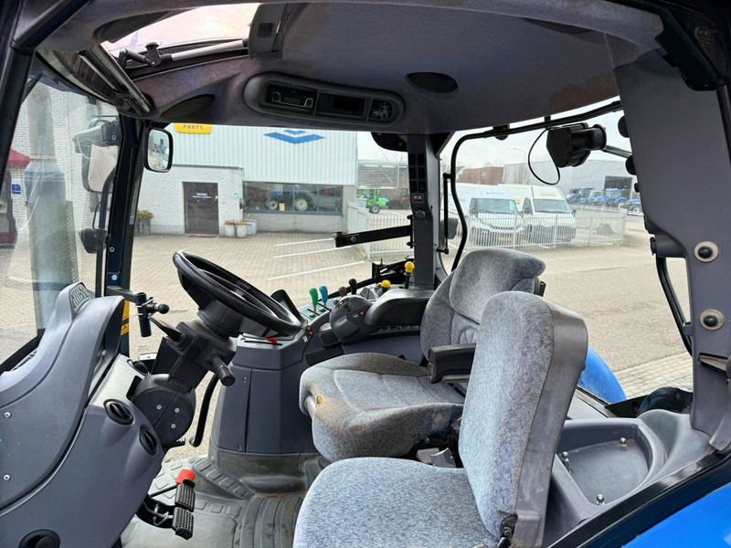 New Holland T6020 Elite - Traktor: slika New Holland T6020 Elite - Traktor New Holland T6020 Elite - Traktor: slika New Holland T6020 Elite - Traktor