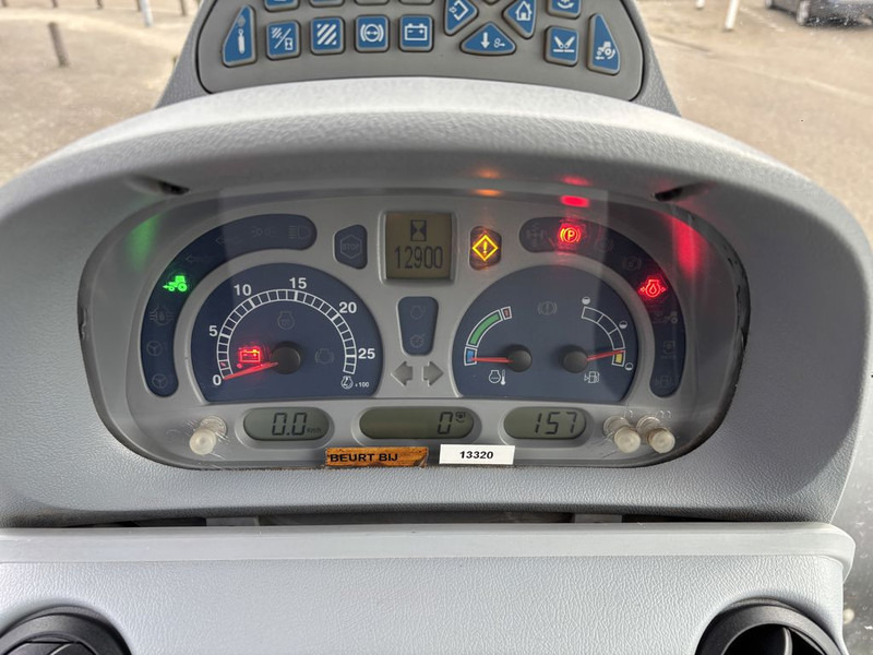 Traktor New Holland T6080 Power Command: slika Traktor New Holland T6080 Power Command