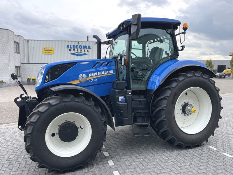 New Holland T7.245 AC stage V Fronthef - Traktor: slika New Holland T7.245 AC stage V Fronthef - Traktor New Holland T7.245 AC stage V Fronthef - Traktor: slika New Holland T7.245 AC stage V Fronthef - Traktor