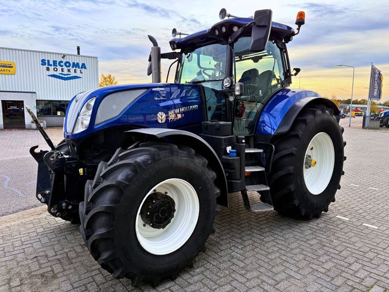 Zakup New Holland T7.270 AC 10 Years Blue Power Edition New Holland T7.270 AC 10 Years Blue Power Edition: slika Zakup New Holland T7.270 AC 10 Years Blue Power Edition New Holland T7.270 AC 10 Years Blue Power Edition Zakup New Holland T7.270 AC 10 Years Blue Power Edition New Holland T7.270 AC 10 Years Blue Power Edition: slika Zakup New Holland T7.270 AC 10 Years Blue Power Edition New Holland T7.270 AC 10 Years Blue Power Edition