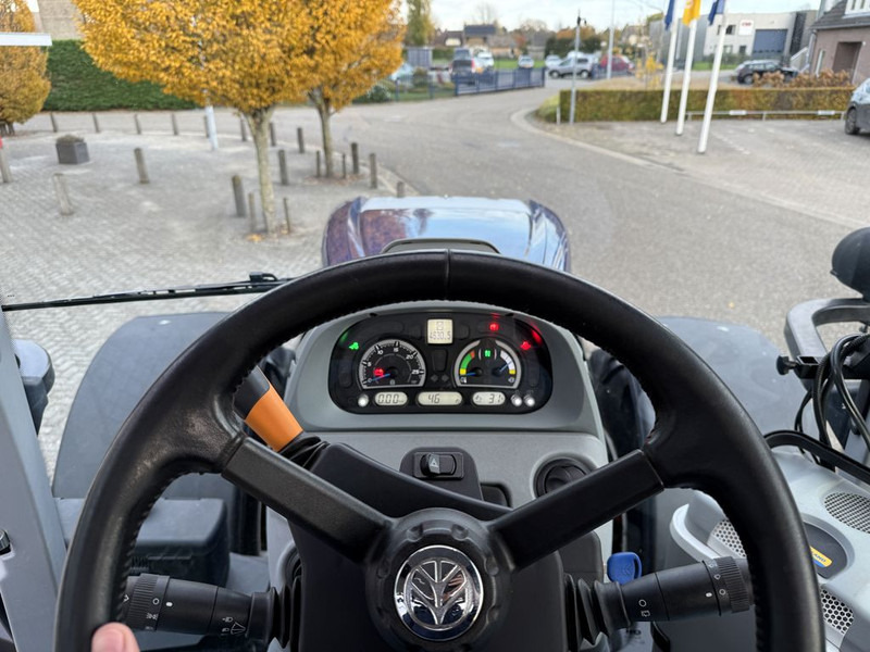 Zakup New Holland T7.270 AC 10 Years Blue Power Edition New Holland T7.270 AC 10 Years Blue Power Edition: slika Zakup New Holland T7.270 AC 10 Years Blue Power Edition New Holland T7.270 AC 10 Years Blue Power Edition Zakup New Holland T7.270 AC 10 Years Blue Power Edition New Holland T7.270 AC 10 Years Blue Power Edition: slika Zakup New Holland T7.270 AC 10 Years Blue Power Edition New Holland T7.270 AC 10 Years Blue Power Edition