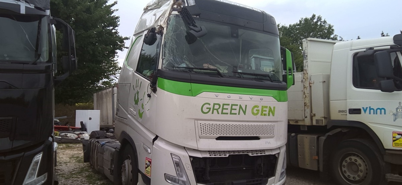 VOLVO FH 500 - Tegljač: slika VOLVO FH 500 - Tegljač VOLVO FH 500 - Tegljač: slika VOLVO FH 500 - Tegljač