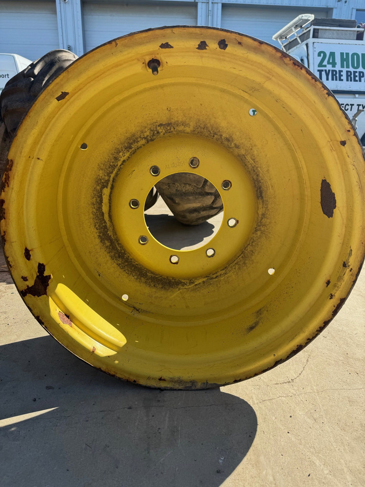 12X28 Used John Deer Rims - Felga za Poljoprivredni strojevi: slika 12X28 Used John Deer Rims - Felga za Poljoprivredni strojevi 12X28 Used John Deer Rims - Felga za Poljoprivredni strojevi: slika 12X28 Used John Deer Rims - Felga za Poljoprivredni strojevi