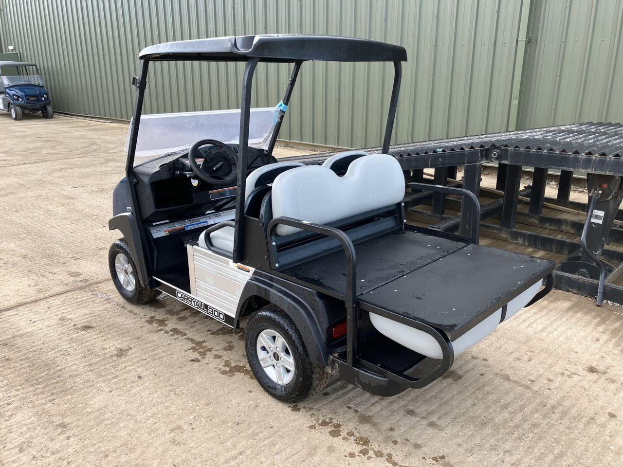 Club Car Carryall 300 w/ 4 Seat Conversion - ATV/ Quad vozilo: slika Club Car Carryall 300 w/ 4 Seat Conversion - ATV/ Quad vozilo Club Car Carryall 300 w/ 4 Seat Conversion - ATV/ Quad vozilo: slika Club Car Carryall 300 w/ 4 Seat Conversion - ATV/ Quad vozilo