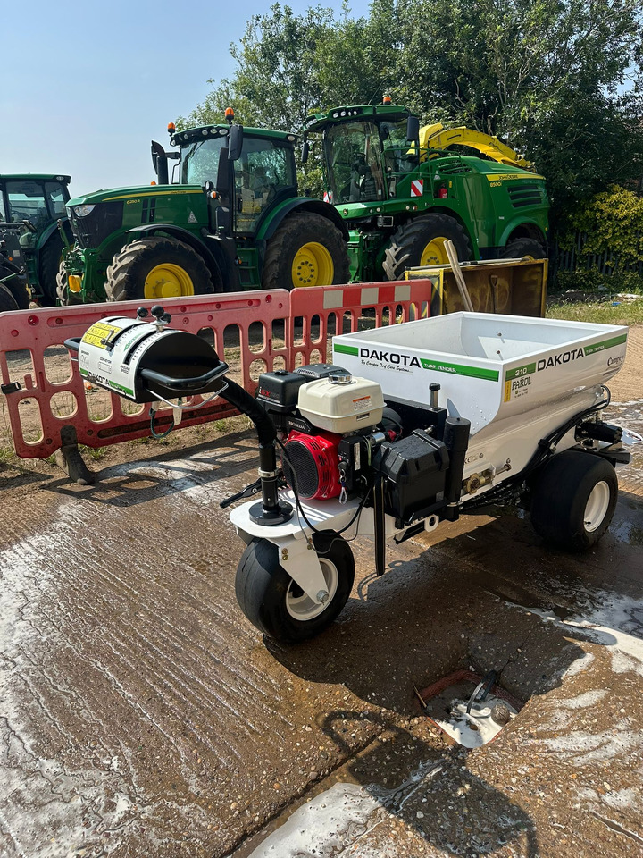 Dakota 310 Pedestrian Top Dresser - Oprema za vrt: slika Dakota 310 Pedestrian Top Dresser - Oprema za vrt Dakota 310 Pedestrian Top Dresser - Oprema za vrt: slika Dakota 310 Pedestrian Top Dresser - Oprema za vrt