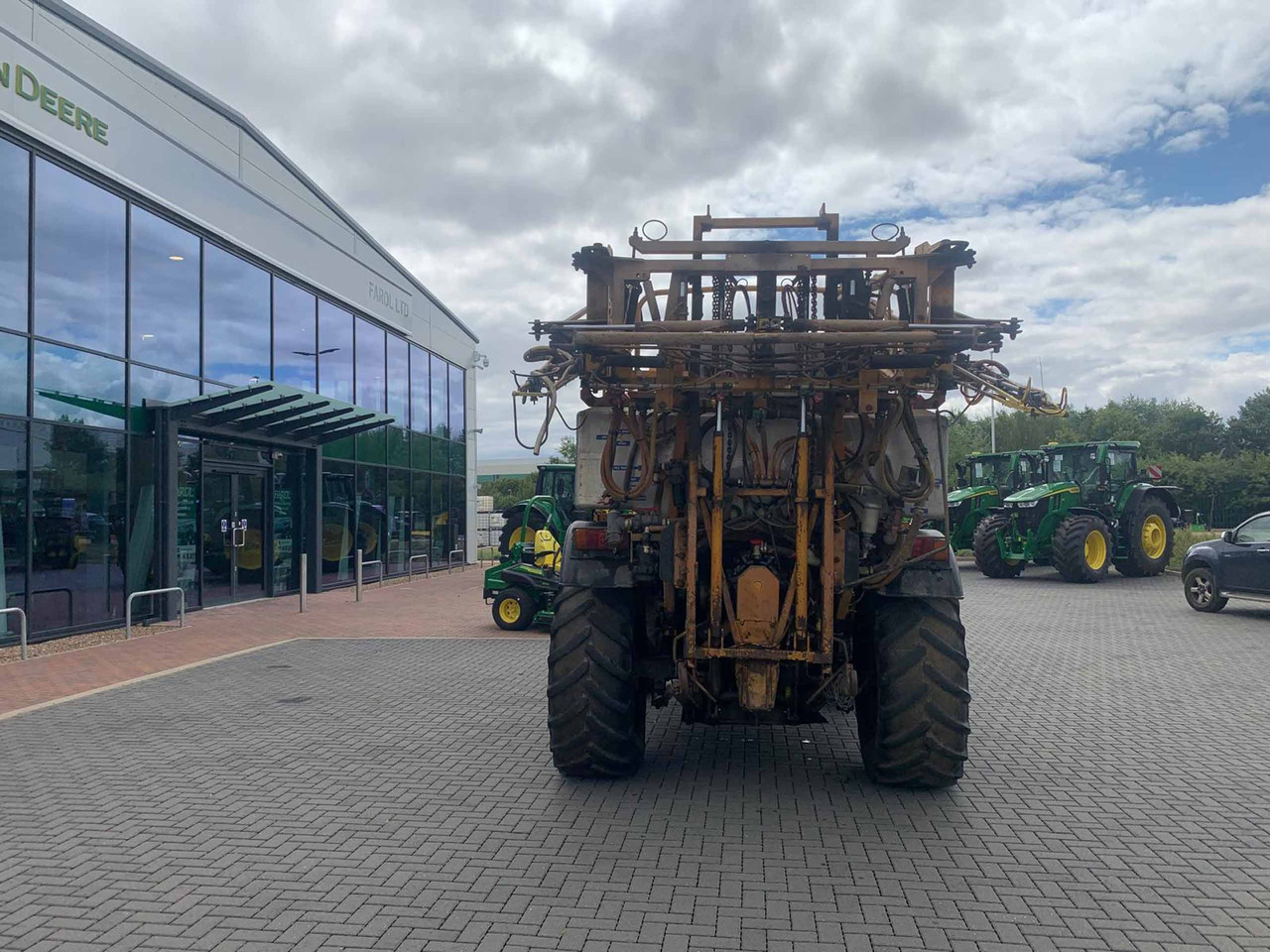 JCB 1135 Fast and Knight 24MTR Demount Sprayer - Prskalica: slika JCB 1135 Fast and Knight 24MTR Demount Sprayer - Prskalica JCB 1135 Fast and Knight 24MTR Demount Sprayer - Prskalica: slika JCB 1135 Fast and Knight 24MTR Demount Sprayer - Prskalica