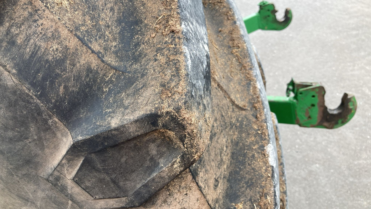 Traktor John Deer 6155M: slika Traktor John Deer 6155M