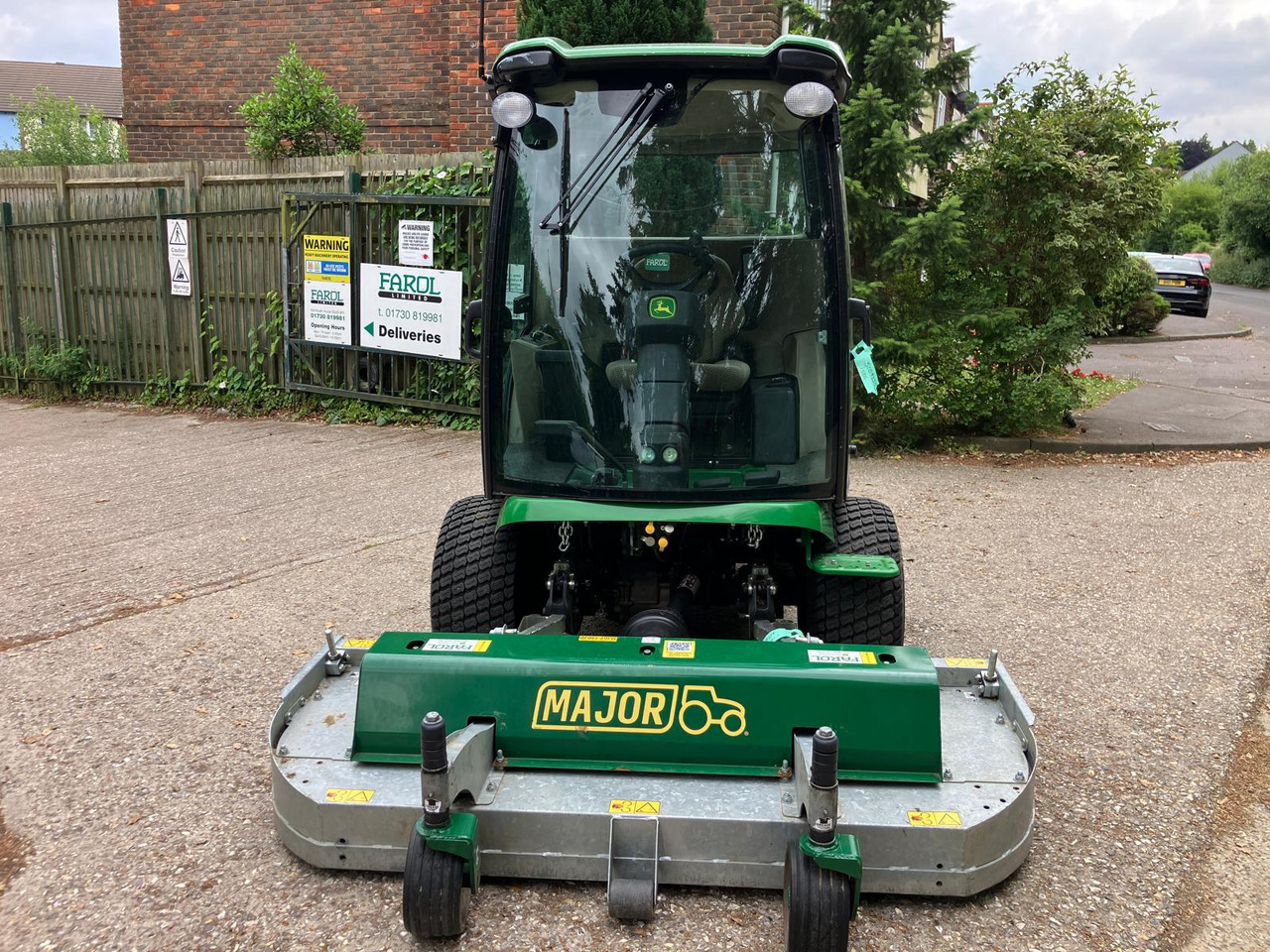 John Deere 1585 out front mower - Vrtna kosilica: slika John Deere 1585 out front mower - Vrtna kosilica John Deere 1585 out front mower - Vrtna kosilica: slika John Deere 1585 out front mower - Vrtna kosilica