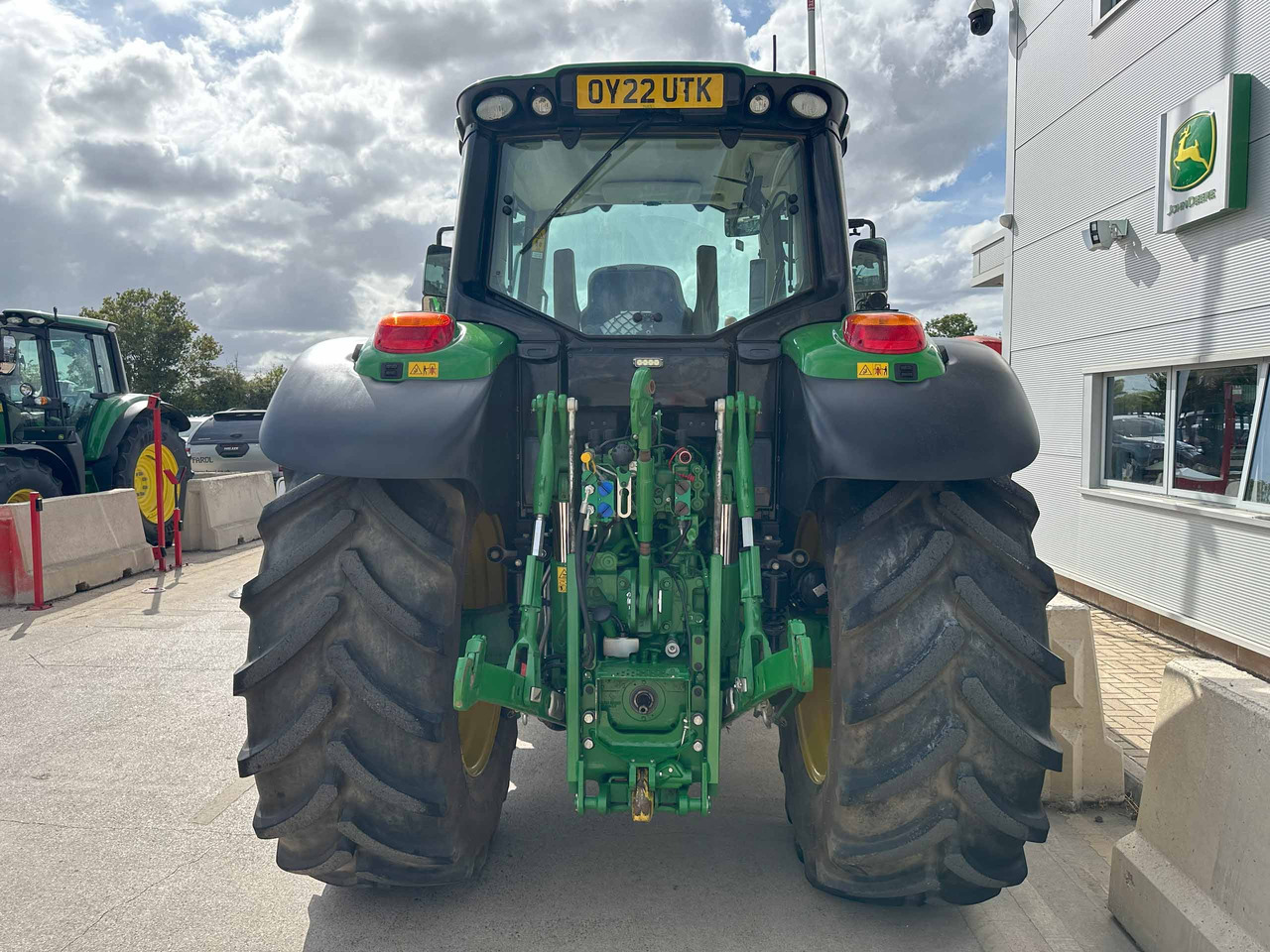 John Deere 6155M - Traktor: slika John Deere 6155M - Traktor John Deere 6155M - Traktor: slika John Deere 6155M - Traktor