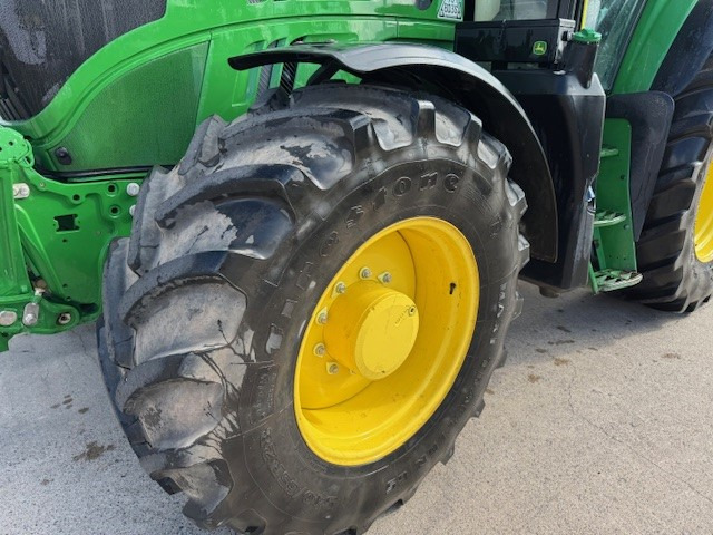 John Deere 6155M - Traktor: slika John Deere 6155M - Traktor John Deere 6155M - Traktor: slika John Deere 6155M - Traktor