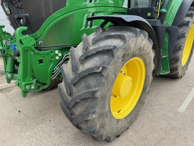 John Deere 6155M - Traktor: slika John Deere 6155M - Traktor John Deere 6155M - Traktor: slika John Deere 6155M - Traktor