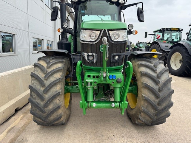 John Deere 6155M - Traktor: slika John Deere 6155M - Traktor John Deere 6155M - Traktor: slika John Deere 6155M - Traktor