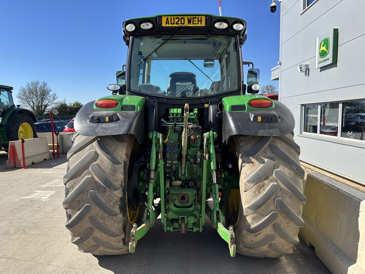 John Deere 6155R - Traktor: slika John Deere 6155R - Traktor John Deere 6155R - Traktor: slika John Deere 6155R - Traktor