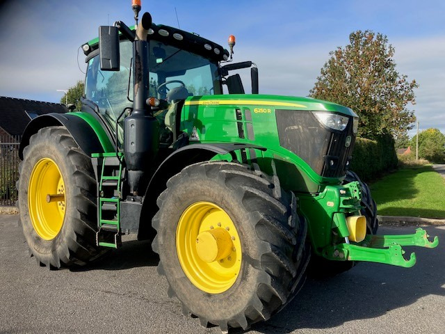 John Deere 6250R - Traktor: slika John Deere 6250R - Traktor John Deere 6250R - Traktor: slika John Deere 6250R - Traktor