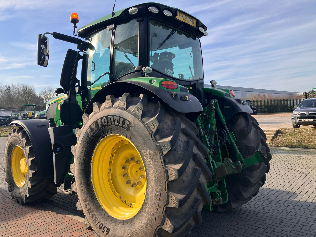 John Deere 6250R - Traktor: slika John Deere 6250R - Traktor John Deere 6250R - Traktor: slika John Deere 6250R - Traktor