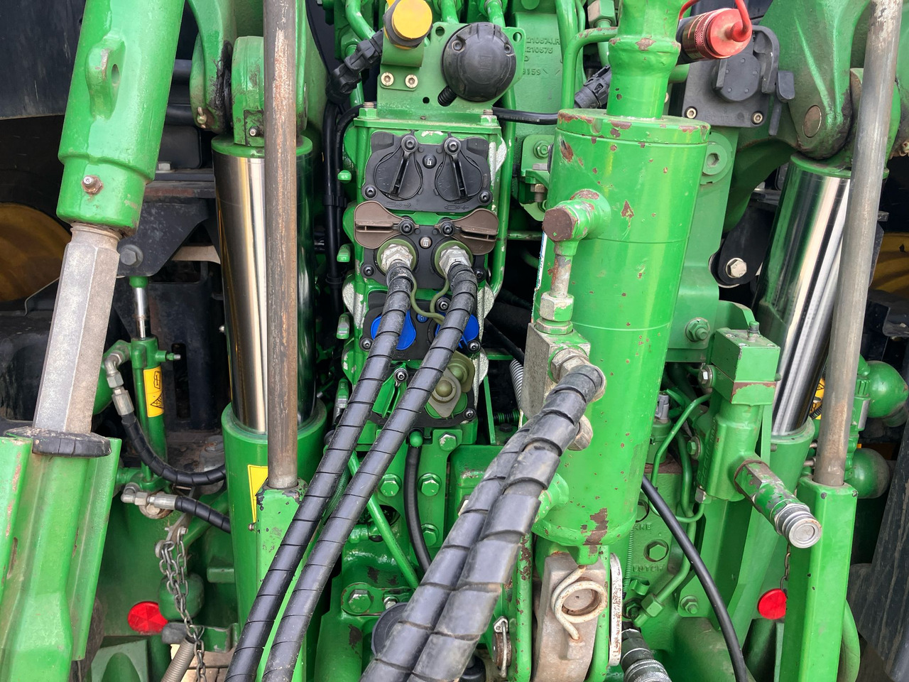 Zakup  John Deere 6250R John Deere 6250R: slika Zakup  John Deere 6250R John Deere 6250R