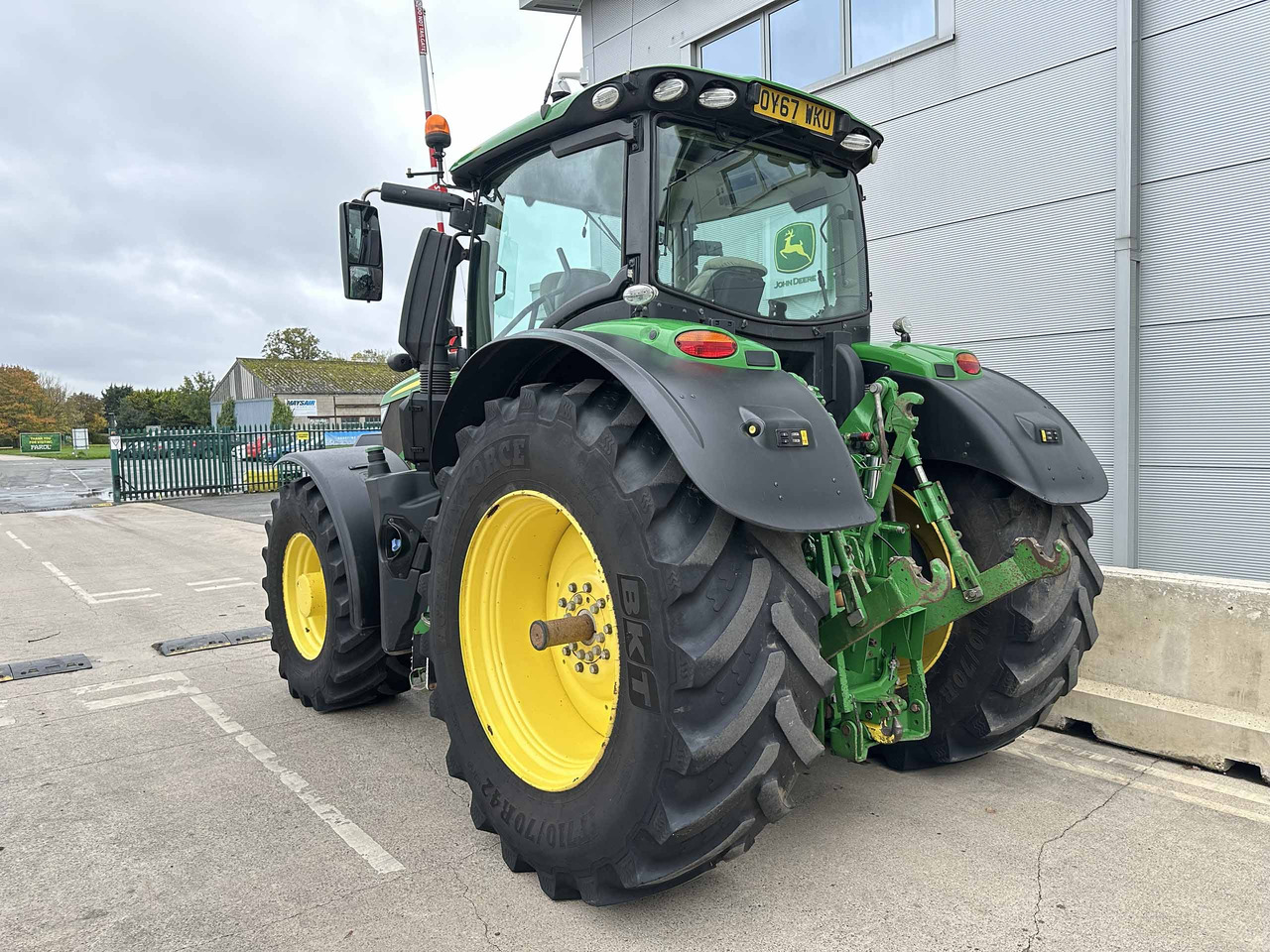 John Deere 6250R - Traktor: slika John Deere 6250R - Traktor John Deere 6250R - Traktor: slika John Deere 6250R - Traktor