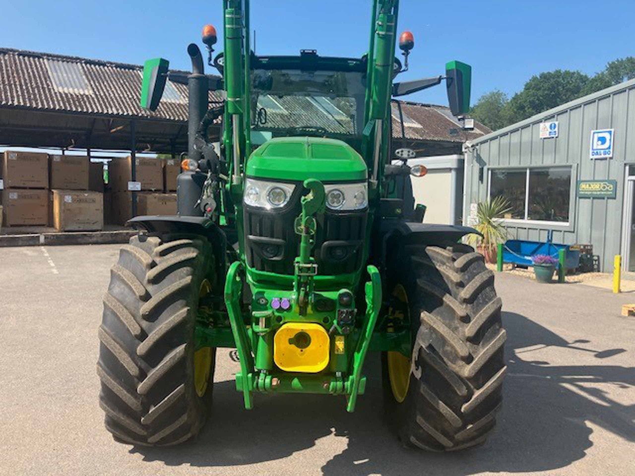 John Deere 6R 185 - Traktor: slika John Deere 6R 185 - Traktor John Deere 6R 185 - Traktor: slika John Deere 6R 185 - Traktor