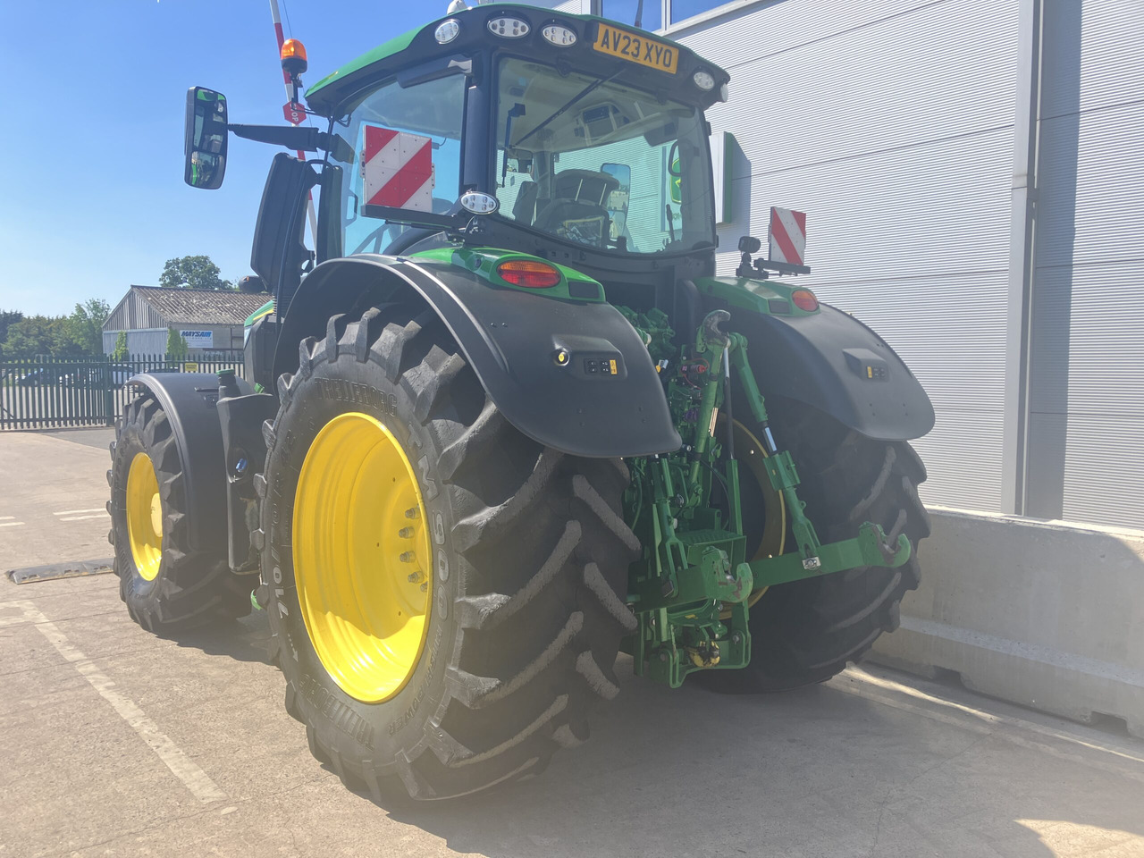 John Deere 6R 250 - Traktor: slika John Deere 6R 250 - Traktor John Deere 6R 250 - Traktor: slika John Deere 6R 250 - Traktor