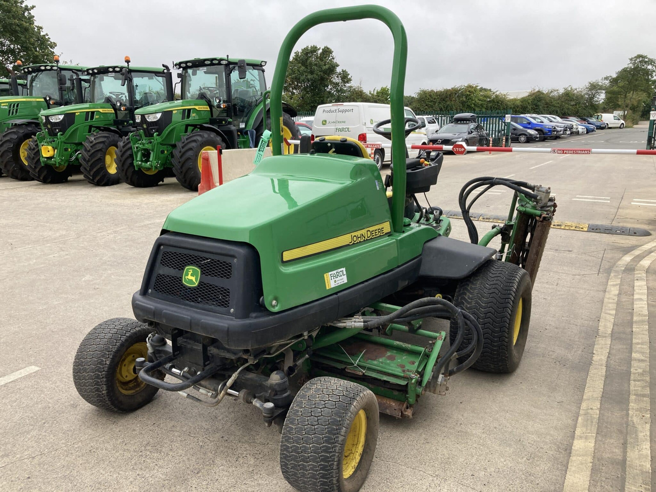 John Deere 7700A Fairway Mower - Vrtna kosilica: slika  John Deere 7700A Fairway Mower - Vrtna kosilica John Deere 7700A Fairway Mower - Vrtna kosilica: slika  John Deere 7700A Fairway Mower - Vrtna kosilica