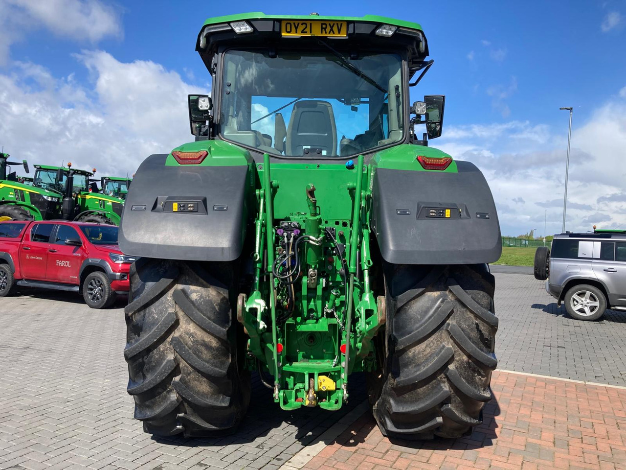 John Deere 7R 310 - Traktor: slika John Deere 7R 310 - Traktor John Deere 7R 310 - Traktor: slika John Deere 7R 310 - Traktor