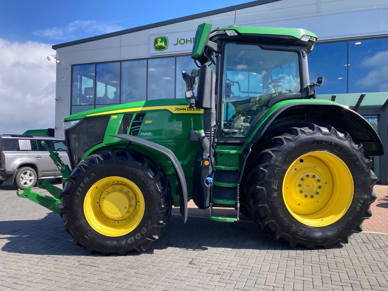 John Deere 7R 310 - Traktor: slika John Deere 7R 310 - Traktor John Deere 7R 310 - Traktor: slika John Deere 7R 310 - Traktor