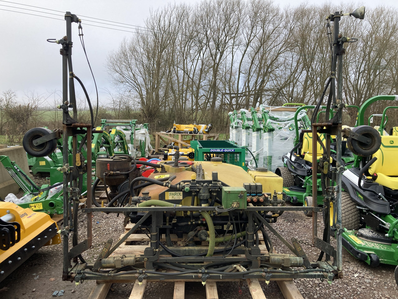 John Deere HD200 de-mount sprayer - Oprema za vrt: slika John Deere HD200 de-mount sprayer - Oprema za vrt John Deere HD200 de-mount sprayer - Oprema za vrt: slika John Deere HD200 de-mount sprayer - Oprema za vrt
