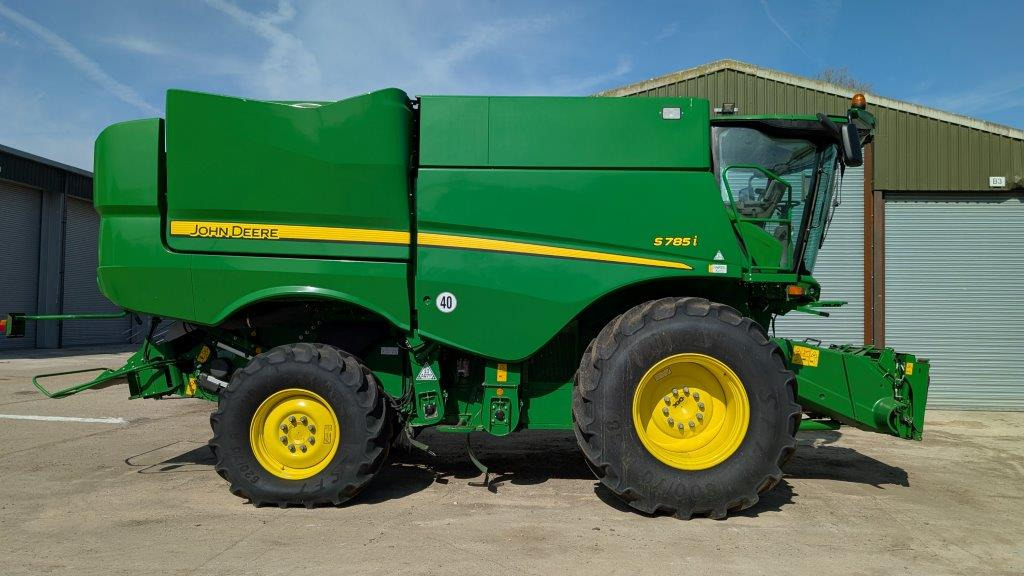 John Deere S785 - Kombajn za žetvu: slika John Deere S785 - Kombajn za žetvu John Deere S785 - Kombajn za žetvu: slika John Deere S785 - Kombajn za žetvu