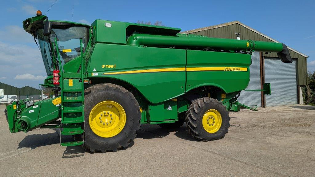 John Deere S785 - Kombajn za žetvu: slika John Deere S785 - Kombajn za žetvu John Deere S785 - Kombajn za žetvu: slika John Deere S785 - Kombajn za žetvu