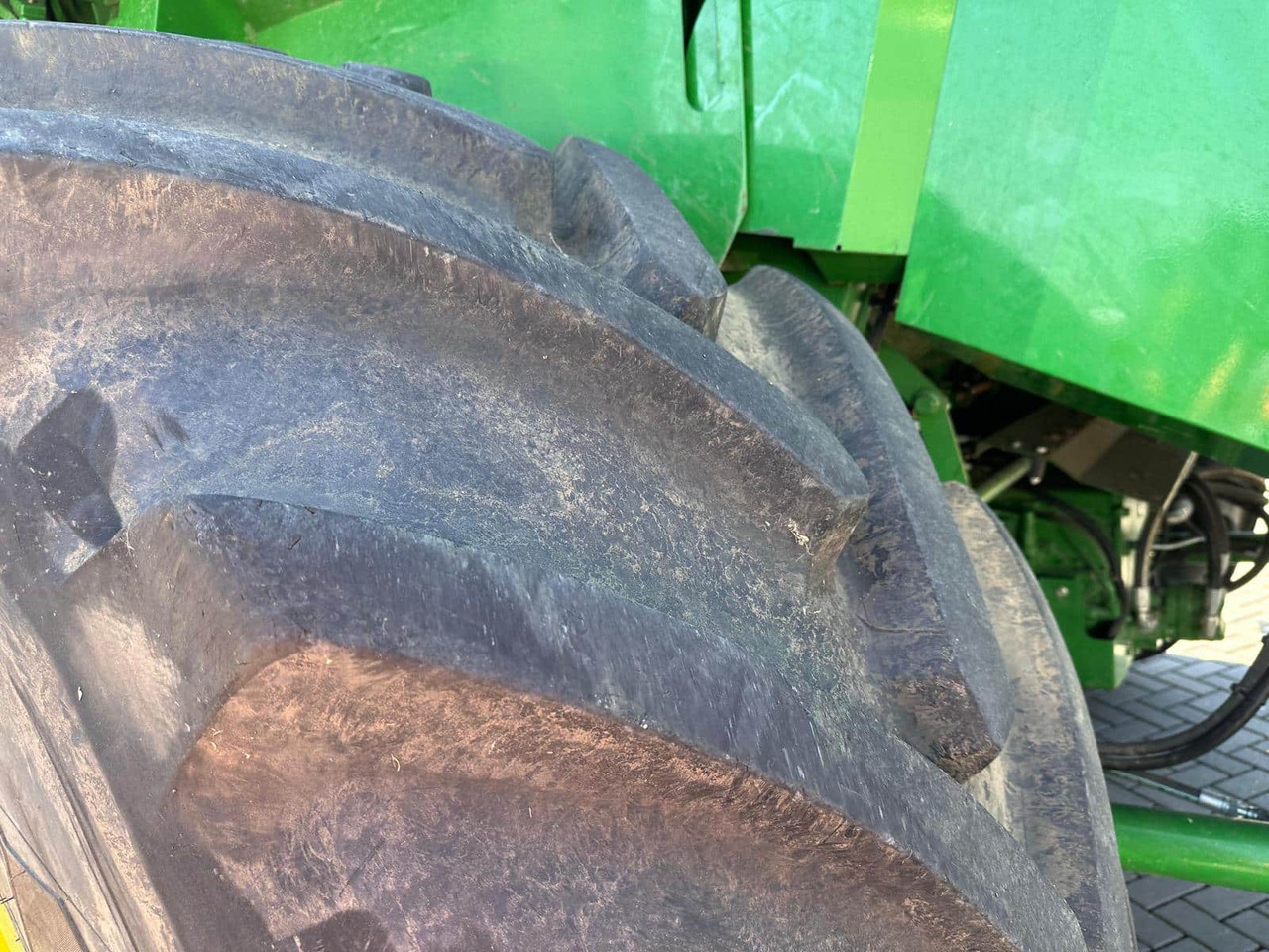 John Deere T670i HM - Kombajn za žetvu: slika John Deere T670i HM - Kombajn za žetvu John Deere T670i HM - Kombajn za žetvu: slika John Deere T670i HM - Kombajn za žetvu