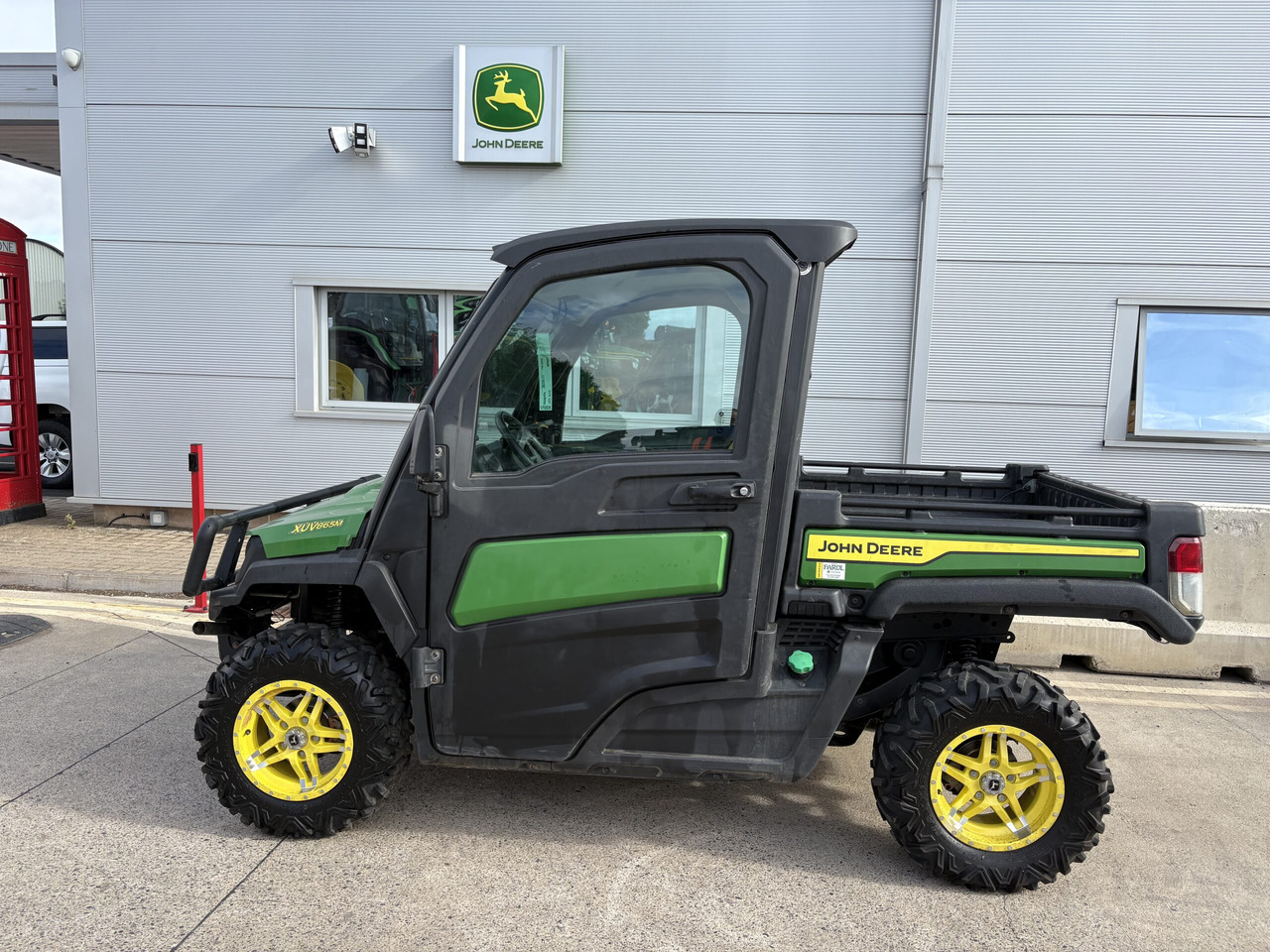 John Deere XUV865M Gator - ATV/ Quad vozilo: slika John Deere XUV865M Gator - ATV/ Quad vozilo John Deere XUV865M Gator - ATV/ Quad vozilo: slika John Deere XUV865M Gator - ATV/ Quad vozilo