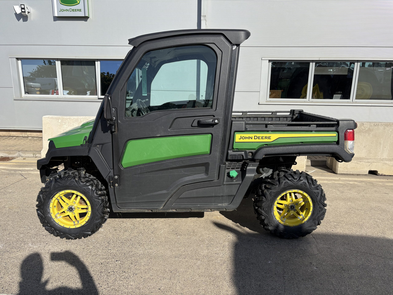 John Deere XUV865M Gator - ATV/ Quad vozilo: slika John Deere XUV865M Gator - ATV/ Quad vozilo John Deere XUV865M Gator - ATV/ Quad vozilo: slika John Deere XUV865M Gator - ATV/ Quad vozilo