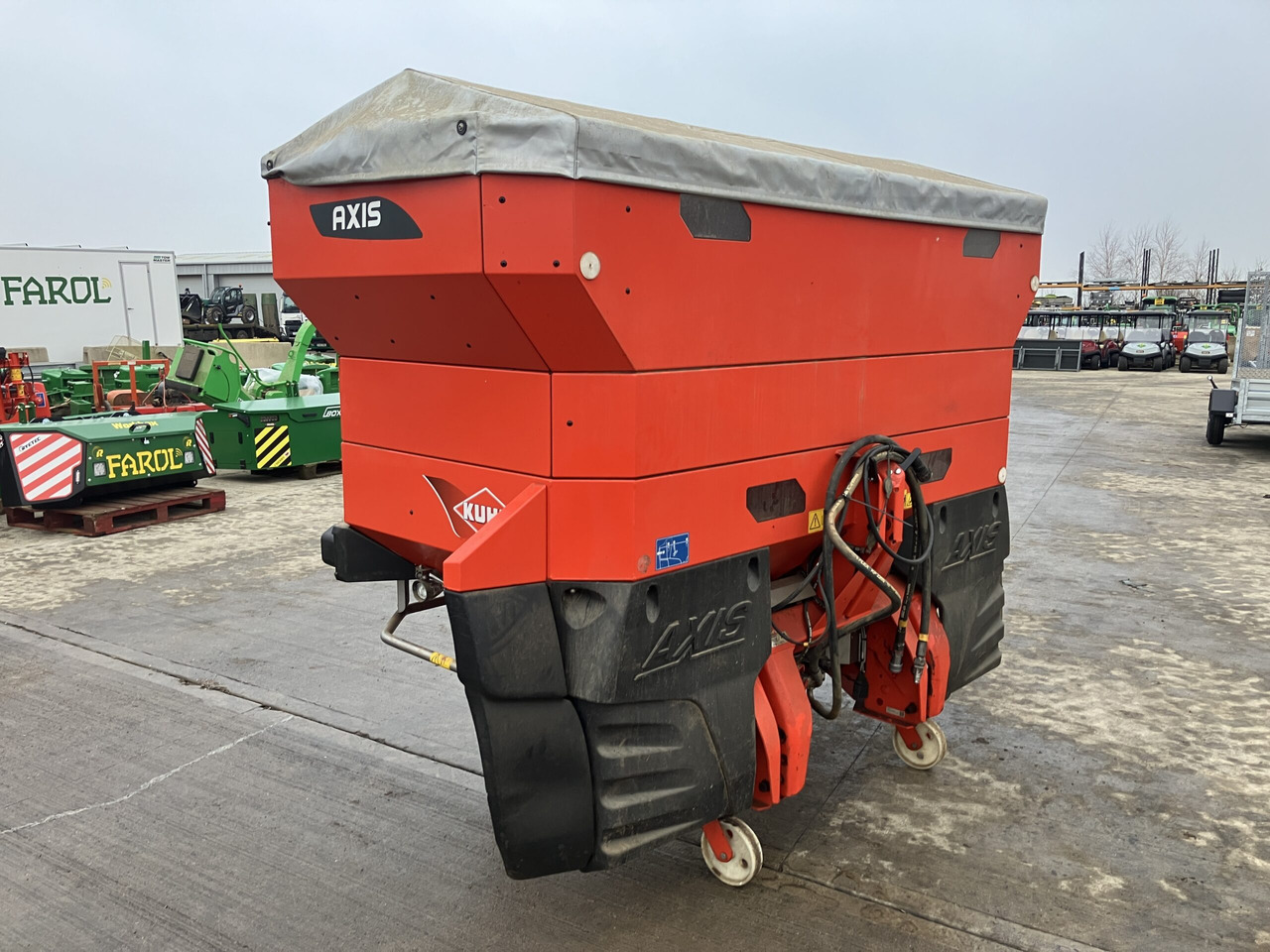 Kuhn Axis 40.2 H-EMC Varispread Pro - Rasipač gnojiva: slika Kuhn Axis 40.2 H-EMC Varispread Pro - Rasipač gnojiva Kuhn Axis 40.2 H-EMC Varispread Pro - Rasipač gnojiva: slika Kuhn Axis 40.2 H-EMC Varispread Pro - Rasipač gnojiva