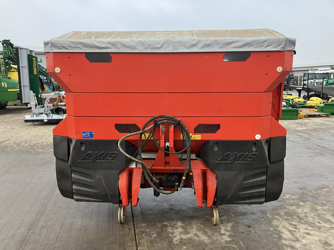 Kuhn Axis 40.2 H-EMC Varispread Pro - Rasipač gnojiva: slika Kuhn Axis 40.2 H-EMC Varispread Pro - Rasipač gnojiva Kuhn Axis 40.2 H-EMC Varispread Pro - Rasipač gnojiva: slika Kuhn Axis 40.2 H-EMC Varispread Pro - Rasipač gnojiva