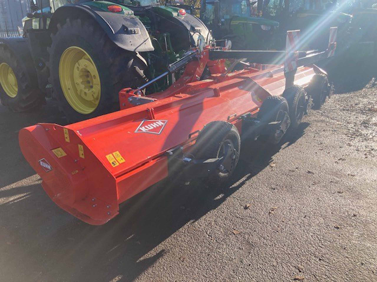 Kuhn RM610R Flail mower - Malčer: slika Kuhn RM610R Flail mower - Malčer Kuhn RM610R Flail mower - Malčer: slika Kuhn RM610R Flail mower - Malčer