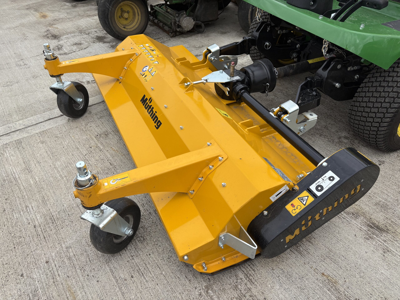 Muthing MU-FM160 JD Outfront Flail Mower Demo - Malčer sa čekićima: slika Muthing MU-FM160 JD Outfront Flail Mower Demo - Malčer sa čekićima Muthing MU-FM160 JD Outfront Flail Mower Demo - Malčer sa čekićima: slika Muthing MU-FM160 JD Outfront Flail Mower Demo - Malčer sa čekićima