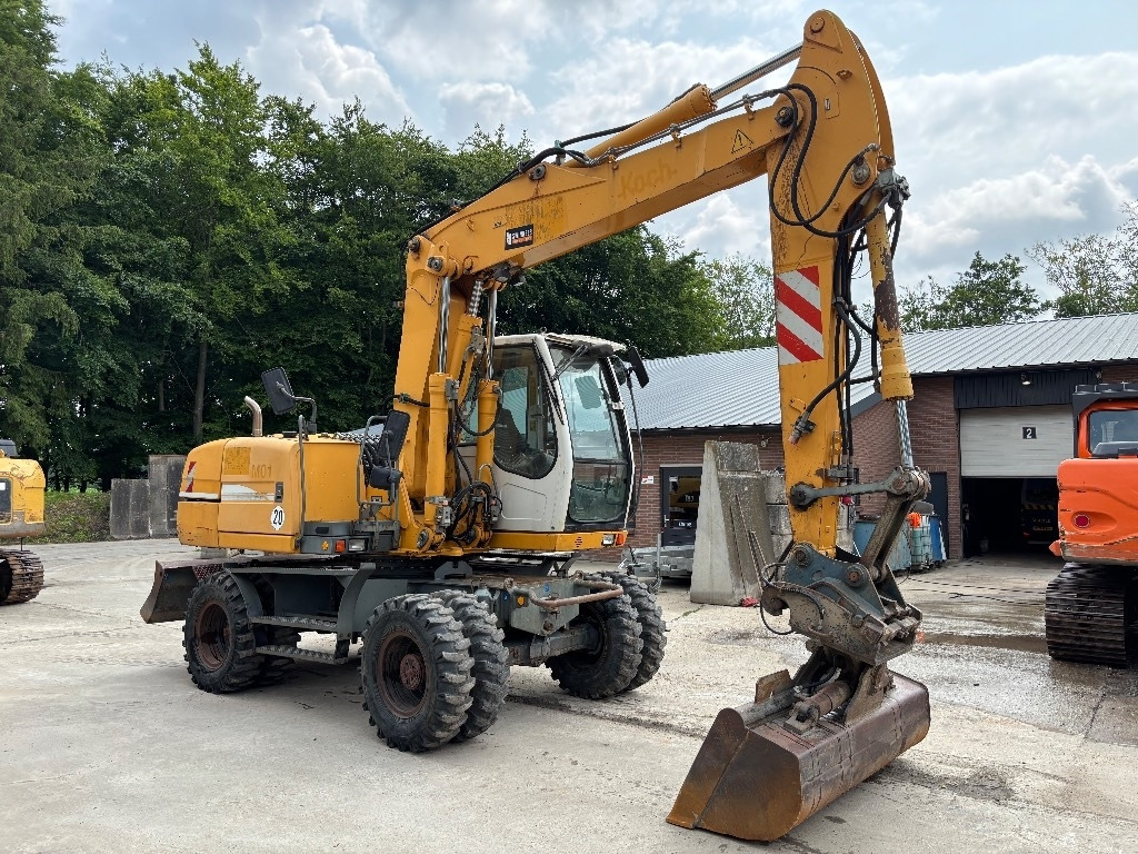 Liebherr A316 - Bager na kotačima: slika Liebherr A316 - Bager na kotačima Liebherr A316 - Bager na kotačima: slika Liebherr A316 - Bager na kotačima