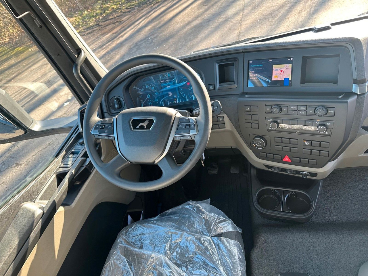 Kamion s kukastom dizalicom, Kamion s kranom MAN TGM 18.320 4x4 Euro 6e Hyva 12-45: slika Kamion s kukastom dizalicom, Kamion s kranom MAN TGM 18.320 4x4 Euro 6e Hyva 12-45