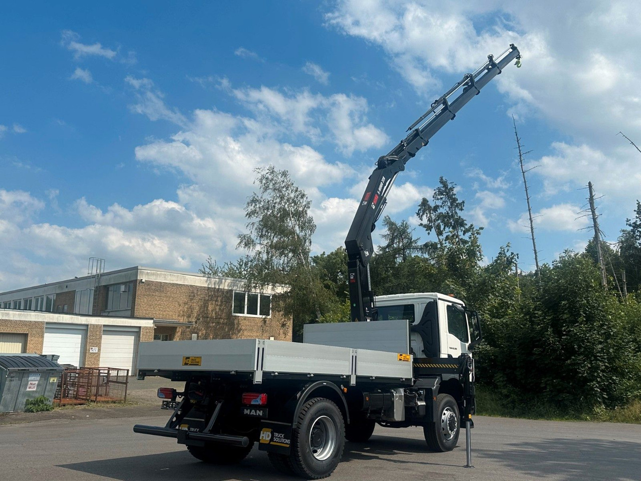 MAN TGM 18.320 4x4 Euro 6e Pritsche Hiab 228-4 Kran - Kamion s kranom: slika MAN TGM 18.320 4x4 Euro 6e Pritsche Hiab 228-4 Kran - Kamion s kranom MAN TGM 18.320 4x4 Euro 6e Pritsche Hiab 228-4 Kran - Kamion s kranom: slika MAN TGM 18.320 4x4 Euro 6e Pritsche Hiab 228-4 Kran - Kamion s kranom