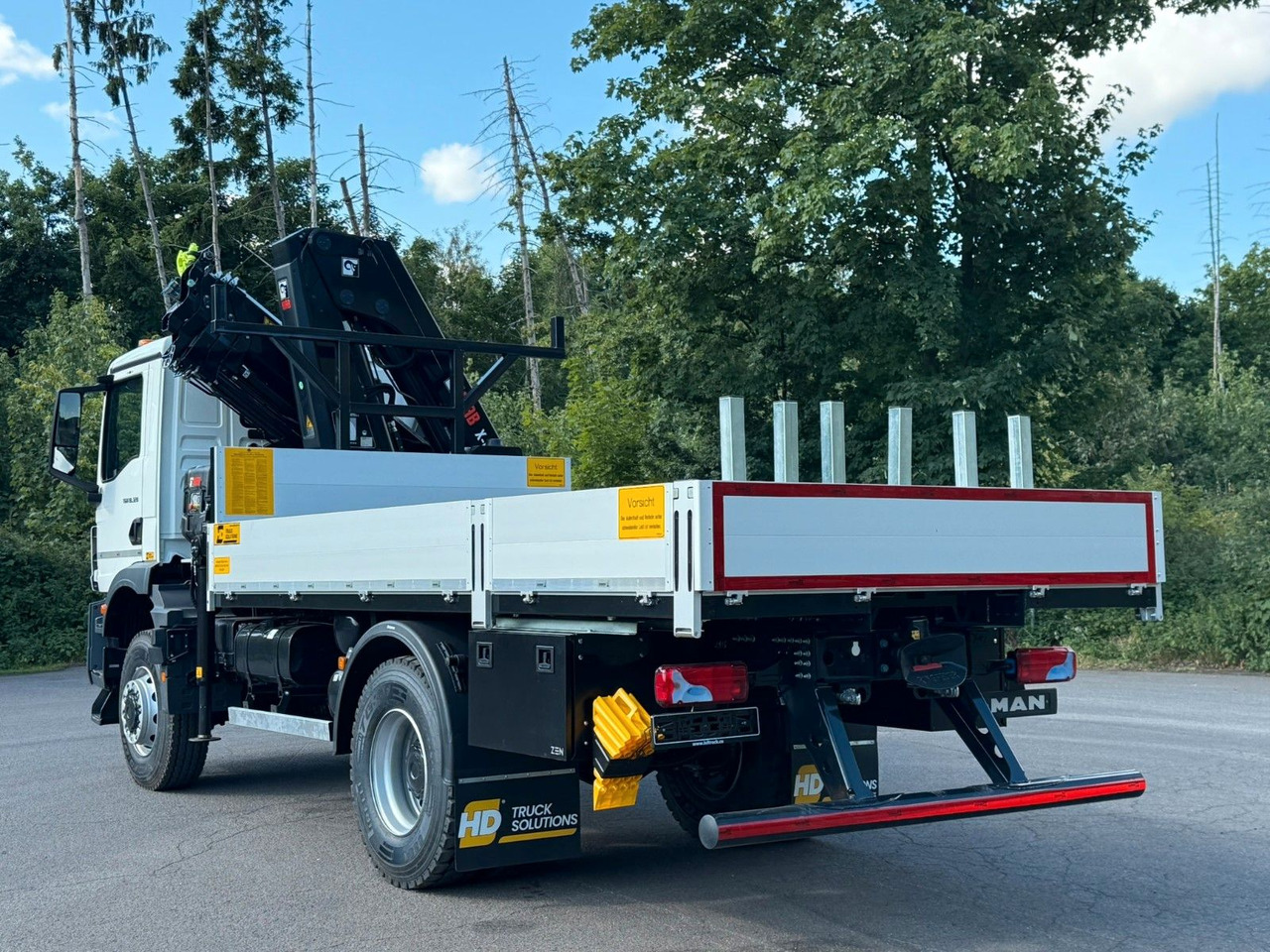 MAN TGM 18.320 4x4 Hiab 228-4 Kran - Kamion s kranom: slika MAN TGM 18.320 4x4 Hiab 228-4 Kran - Kamion s kranom MAN TGM 18.320 4x4 Hiab 228-4 Kran - Kamion s kranom: slika MAN TGM 18.320 4x4 Hiab 228-4 Kran - Kamion s kranom