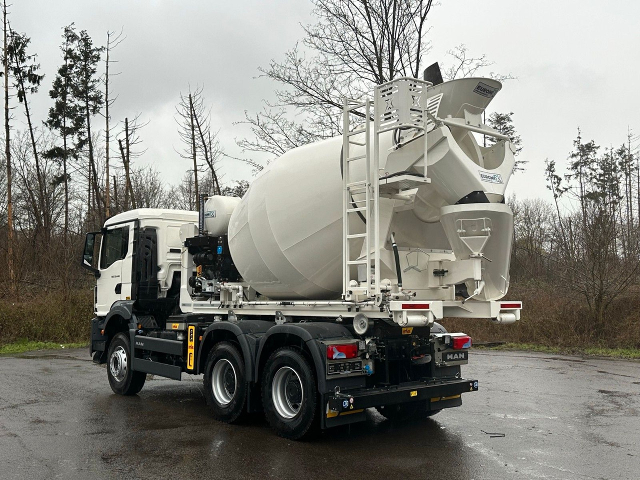 MAN TGS 33.440 6x4 Euro6e Abroller + Fahrmischer - Kamion s kukastom dizalicom, Kamion s kranom: slika MAN TGS 33.440 6x4 Euro6e Abroller + Fahrmischer - Kamion s kukastom dizalicom, Kamion s kranom MAN TGS 33.440 6x4 Euro6e Abroller + Fahrmischer - Kamion s kukastom dizalicom, Kamion s kranom: slika MAN TGS 33.440 6x4 Euro6e Abroller + Fahrmischer - Kamion s kukastom dizalicom, Kamion s kranom