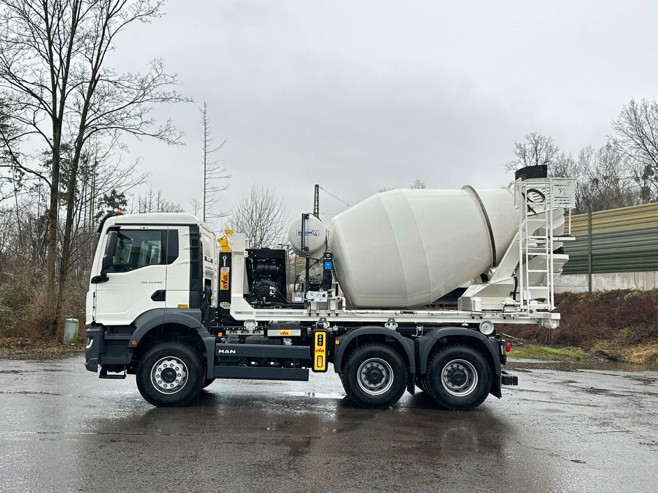 MAN TGS 33.440 6x4 Euro6e Abroller + Fahrmischer - Kamion s kukastom dizalicom, Kamion s kranom: slika MAN TGS 33.440 6x4 Euro6e Abroller + Fahrmischer - Kamion s kukastom dizalicom, Kamion s kranom MAN TGS 33.440 6x4 Euro6e Abroller + Fahrmischer - Kamion s kukastom dizalicom, Kamion s kranom: slika MAN TGS 33.440 6x4 Euro6e Abroller + Fahrmischer - Kamion s kukastom dizalicom, Kamion s kranom