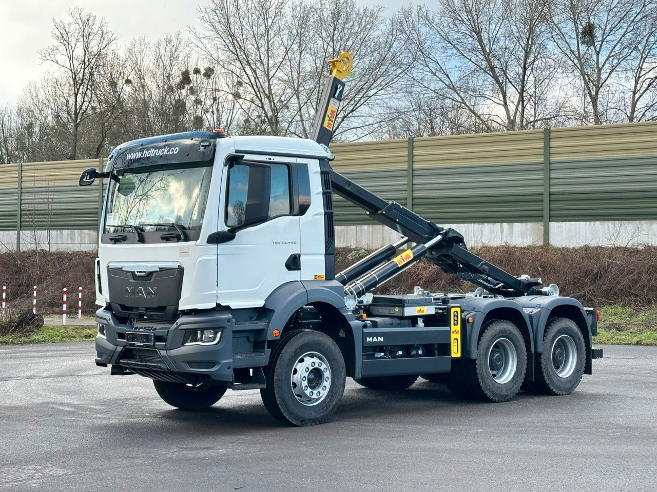 MAN TGS 33.440 6x4 Euro6e Abrollkipper Hyva - Kamion s kukastom dizalicom, Kamion s kranom: slika MAN TGS 33.440 6x4 Euro6e Abrollkipper Hyva - Kamion s kukastom dizalicom, Kamion s kranom MAN TGS 33.440 6x4 Euro6e Abrollkipper Hyva - Kamion s kukastom dizalicom, Kamion s kranom: slika MAN TGS 33.440 6x4 Euro6e Abrollkipper Hyva - Kamion s kukastom dizalicom, Kamion s kranom