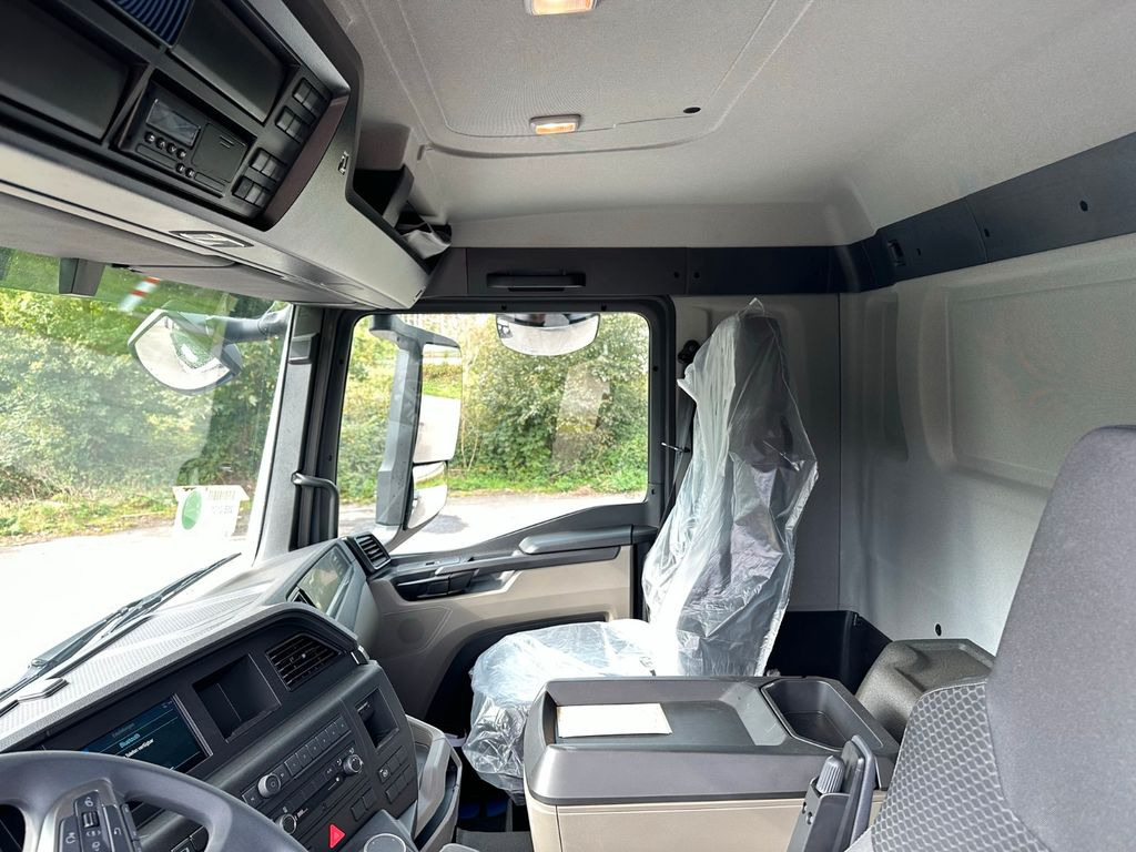 MAN TGS 33.440 6x4 Euro6e Saug- und Spülkombi - Vakum kamion: slika MAN TGS 33.440 6x4 Euro6e Saug- und Spülkombi - Vakum kamion MAN TGS 33.440 6x4 Euro6e Saug- und Spülkombi - Vakum kamion: slika MAN TGS 33.440 6x4 Euro6e Saug- und Spülkombi - Vakum kamion