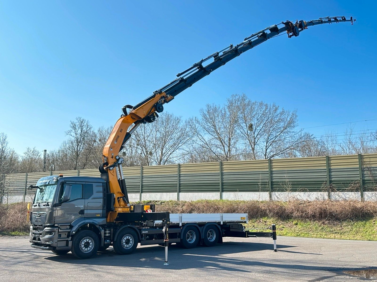 MAN TGS 35.520 8X4 TG 3 EFFER 955-8s +Jib 6sAUTOKRAN - Kamion s kranom: slika MAN TGS 35.520 8X4 TG 3 EFFER 955-8s +Jib 6sAUTOKRAN - Kamion s kranom MAN TGS 35.520 8X4 TG 3 EFFER 955-8s +Jib 6sAUTOKRAN - Kamion s kranom: slika MAN TGS 35.520 8X4 TG 3 EFFER 955-8s +Jib 6sAUTOKRAN - Kamion s kranom