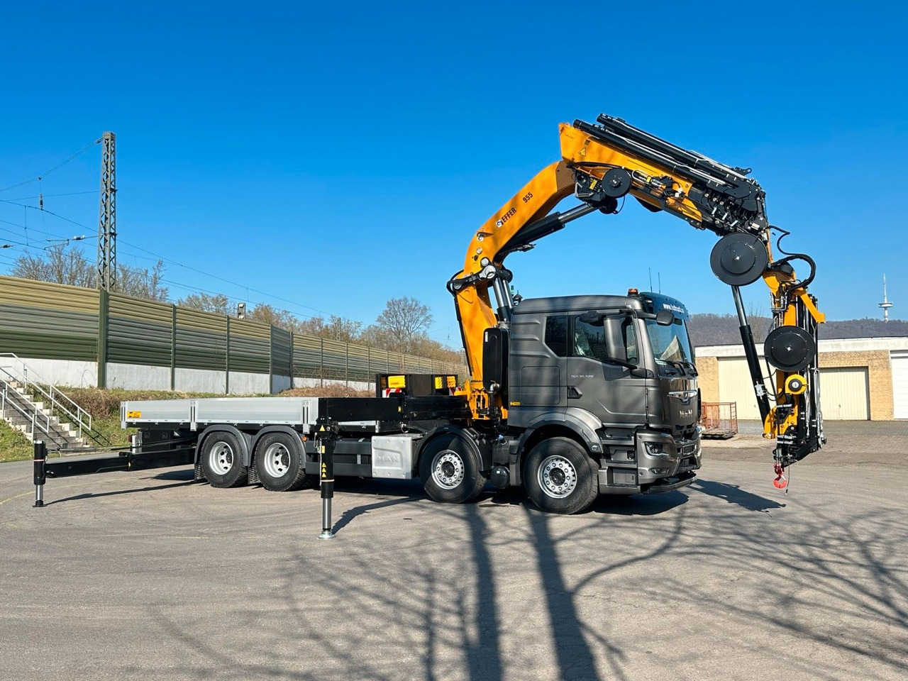 MAN TGS 35.520 8X4 TG 3 EFFER 955-8s +Jib 6sAUTOKRAN - Kamion s otvorenim sandukom, Kamion s kranom: slika MAN TGS 35.520 8X4 TG 3 EFFER 955-8s +Jib 6sAUTOKRAN - Kamion s otvorenim sandukom, Kamion s kranom MAN TGS 35.520 8X4 TG 3 EFFER 955-8s +Jib 6sAUTOKRAN - Kamion s otvorenim sandukom, Kamion s kranom: slika MAN TGS 35.520 8X4 TG 3 EFFER 955-8s +Jib 6sAUTOKRAN - Kamion s otvorenim sandukom, Kamion s kranom