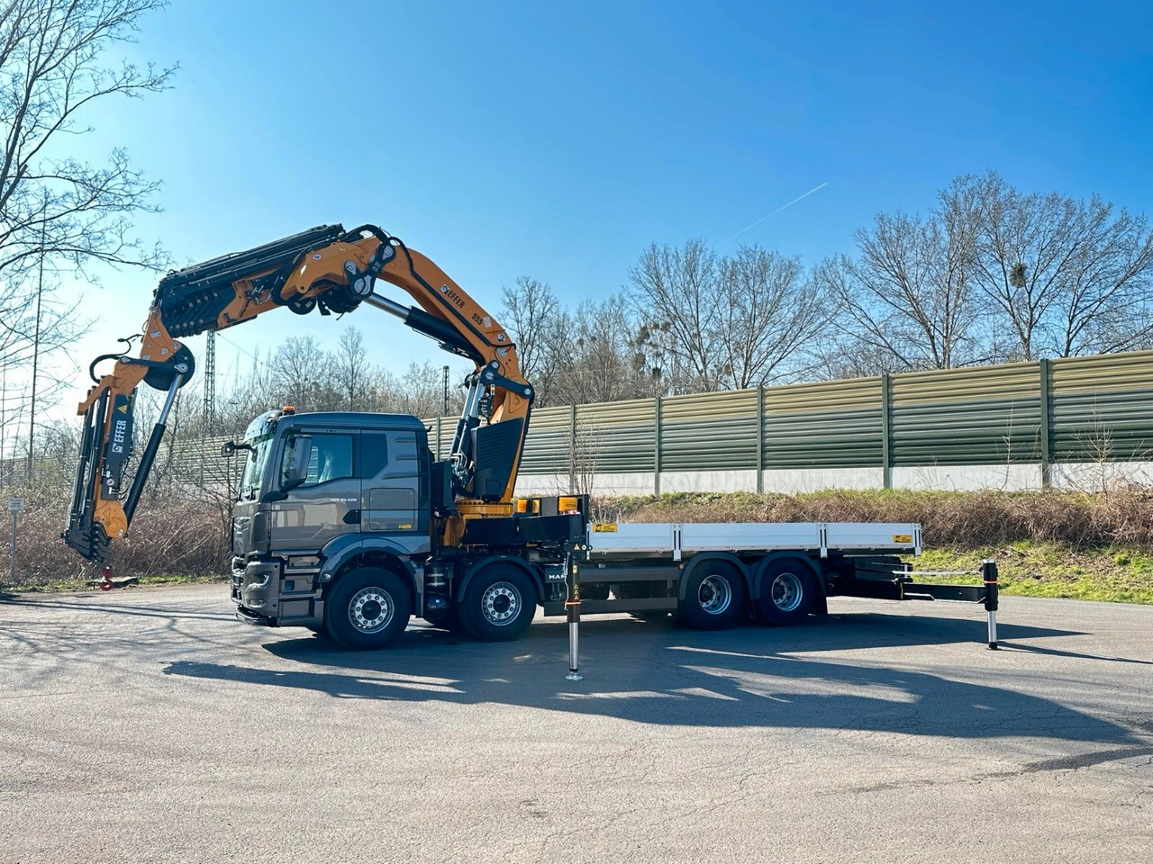 MAN TGS 35.520 8X4 TG 3 EFFER 955-8s +Jib 6sAUTOKRAN - Kamion s kranom: slika MAN TGS 35.520 8X4 TG 3 EFFER 955-8s +Jib 6sAUTOKRAN - Kamion s kranom MAN TGS 35.520 8X4 TG 3 EFFER 955-8s +Jib 6sAUTOKRAN - Kamion s kranom: slika MAN TGS 35.520 8X4 TG 3 EFFER 955-8s +Jib 6sAUTOKRAN - Kamion s kranom