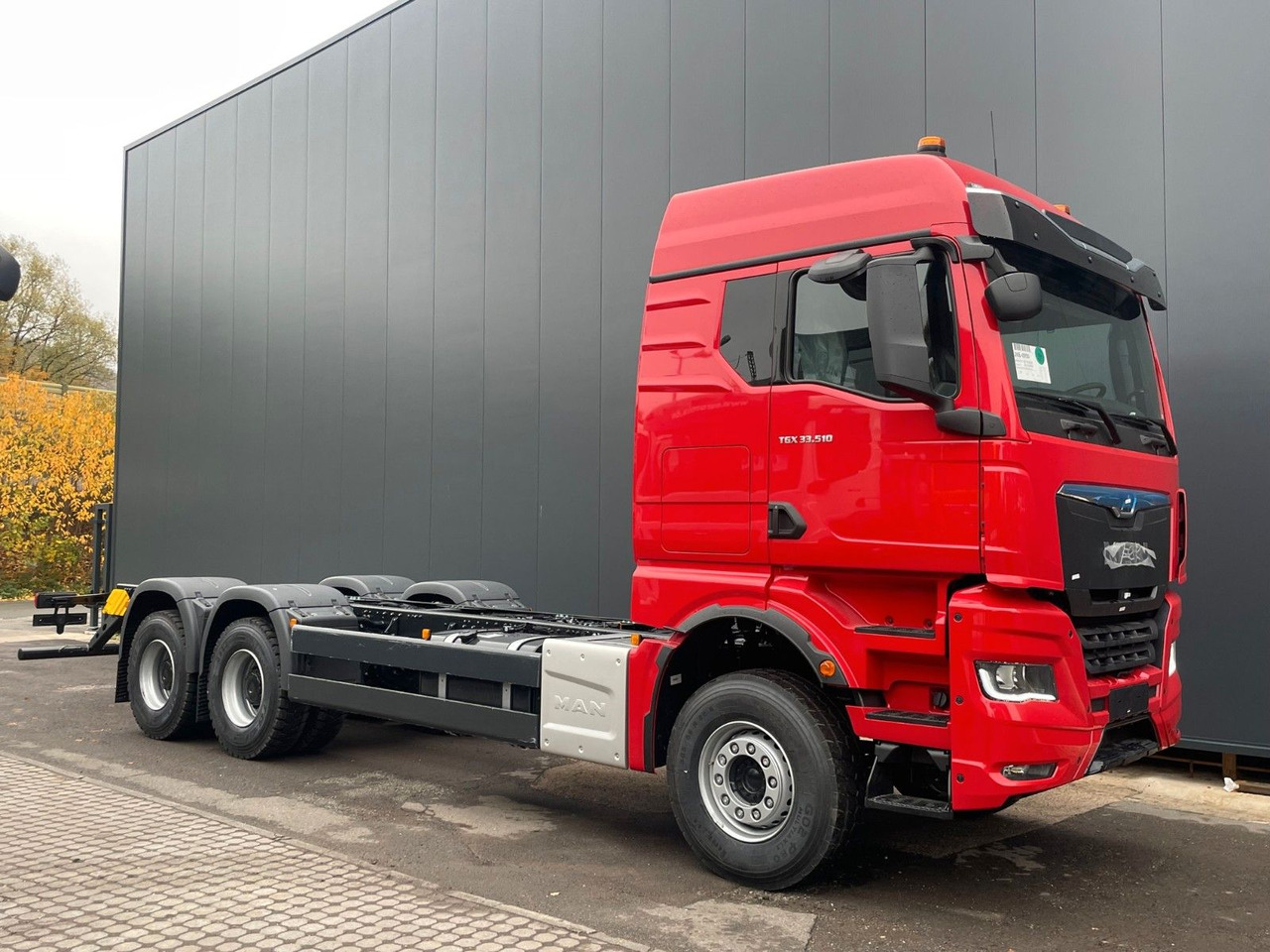 MAN TGX 33.510 6X4 BL - Kamion-šasija: slika MAN TGX 33.510 6X4 BL - Kamion-šasija MAN TGX 33.510 6X4 BL - Kamion-šasija: slika MAN TGX 33.510 6X4 BL - Kamion-šasija