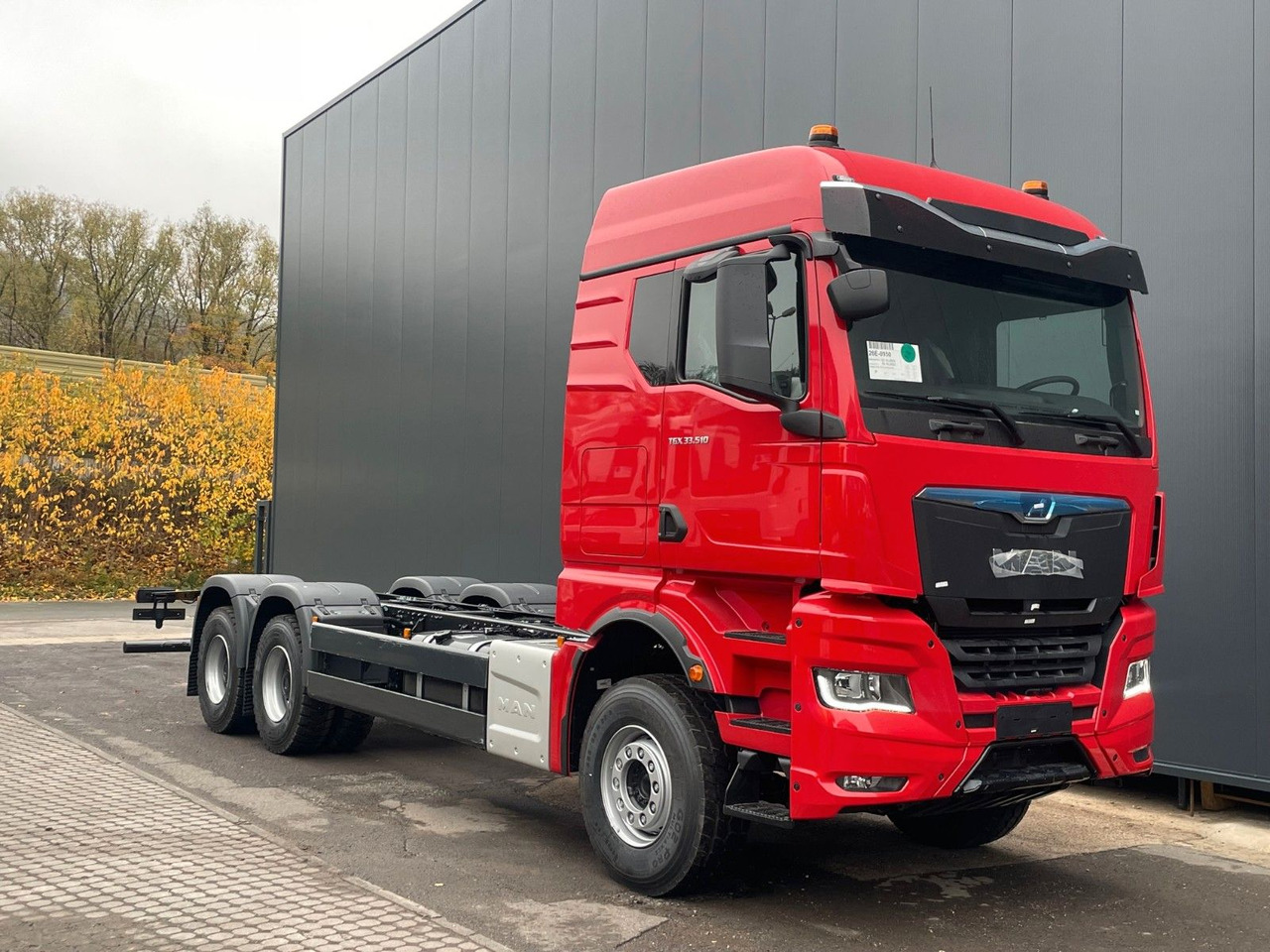 MAN TGX 33.510 6X4 BL - Kamion-šasija: slika MAN TGX 33.510 6X4 BL - Kamion-šasija MAN TGX 33.510 6X4 BL - Kamion-šasija: slika MAN TGX 33.510 6X4 BL - Kamion-šasija