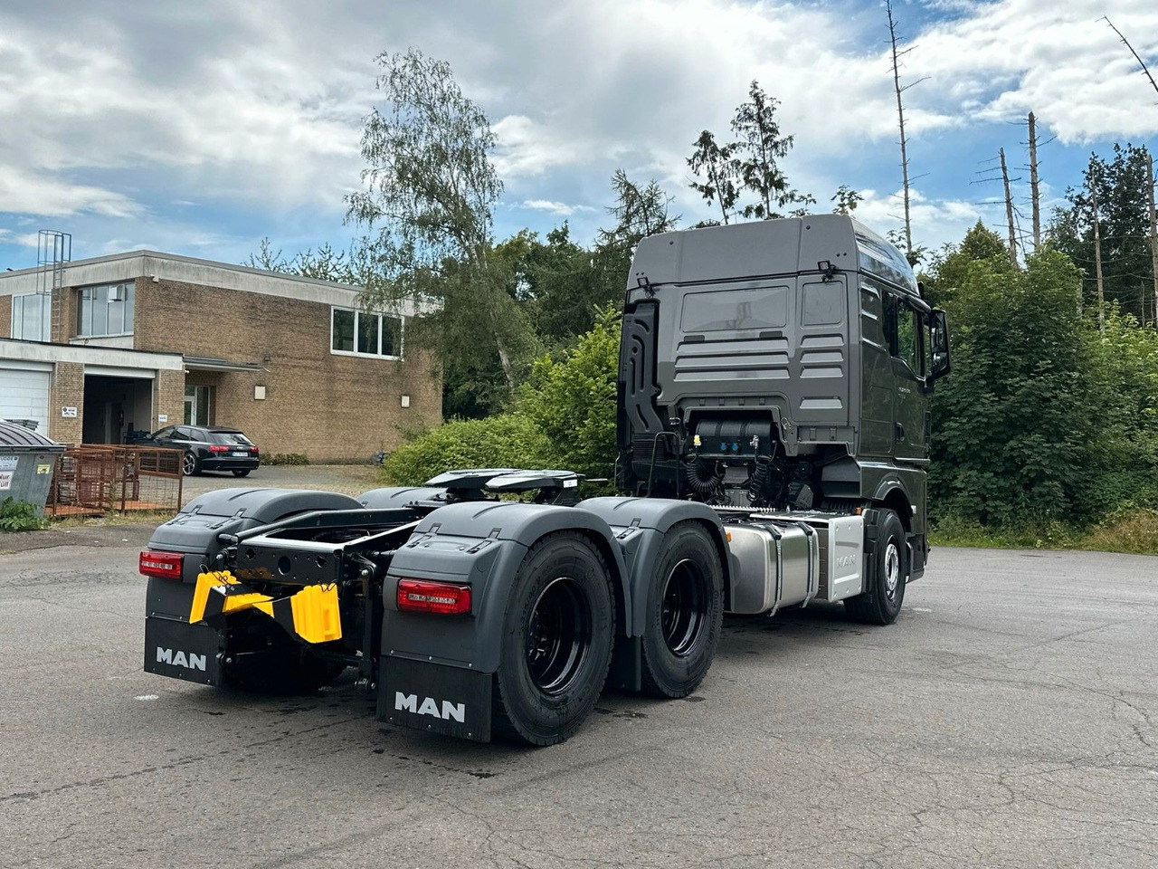 MAN TGX 26.580 6x4 Retarder - Tegljač: slika MAN TGX 26.580 6x4 Retarder - Tegljač MAN TGX 26.580 6x4 Retarder - Tegljač: slika MAN TGX 26.580 6x4 Retarder - Tegljač